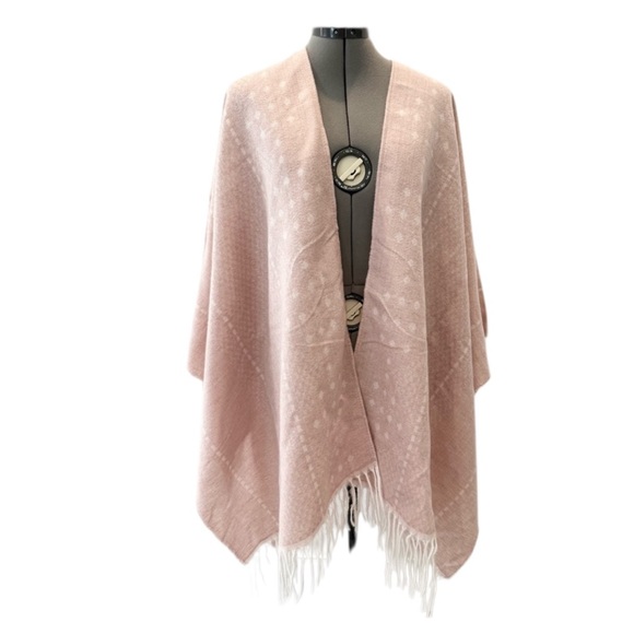 Gentle Fawn Accessories - Gentle Fawn Blush Pink Geometric Fringe Poncho Wrap M/L Open Front Shawl